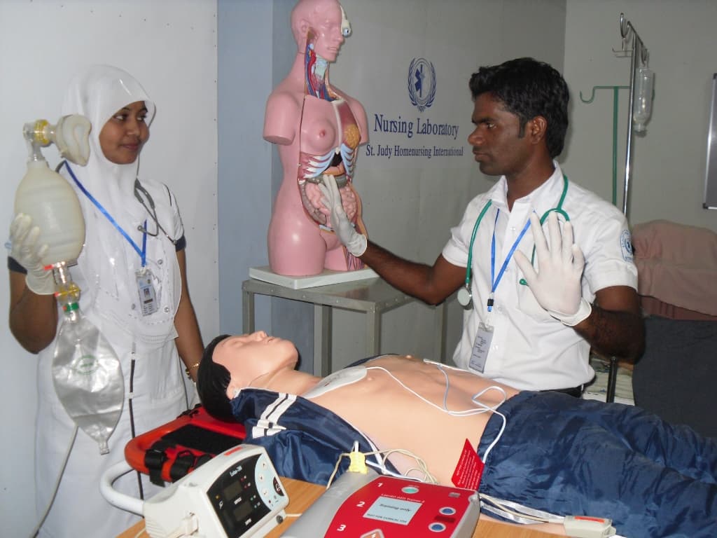 Nursing Ward Simulation Assessment & Vitals Monitoring